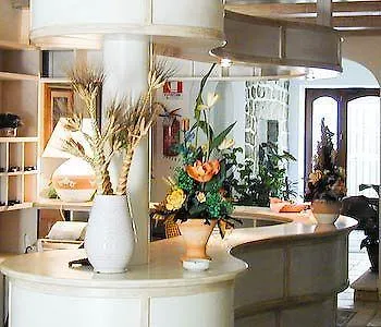 Hotel Cavour 올비아 이탈리아